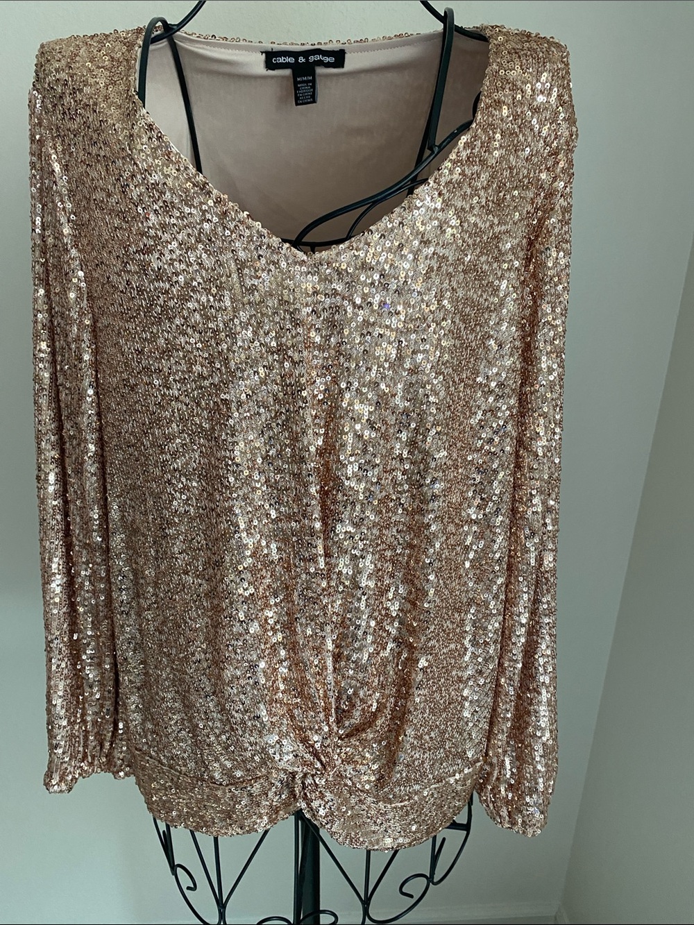 Cable & Gauge Rose Gold Sequin V-Neck Knotted Hem Top